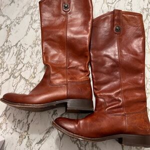 Frye Women's Cognac Leather Heeled Boots